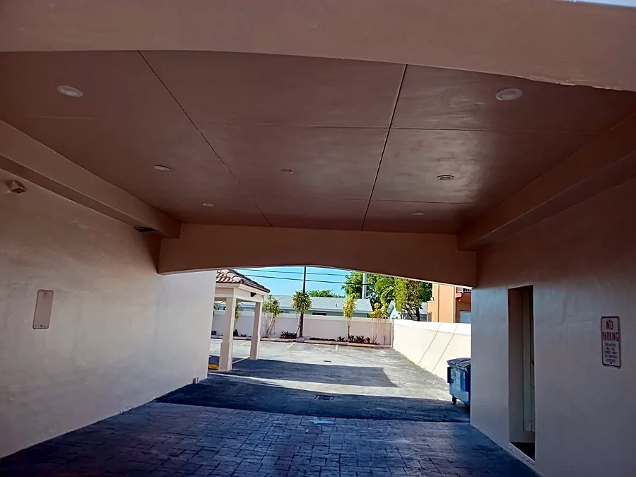 Coatings and pressure cleaning services